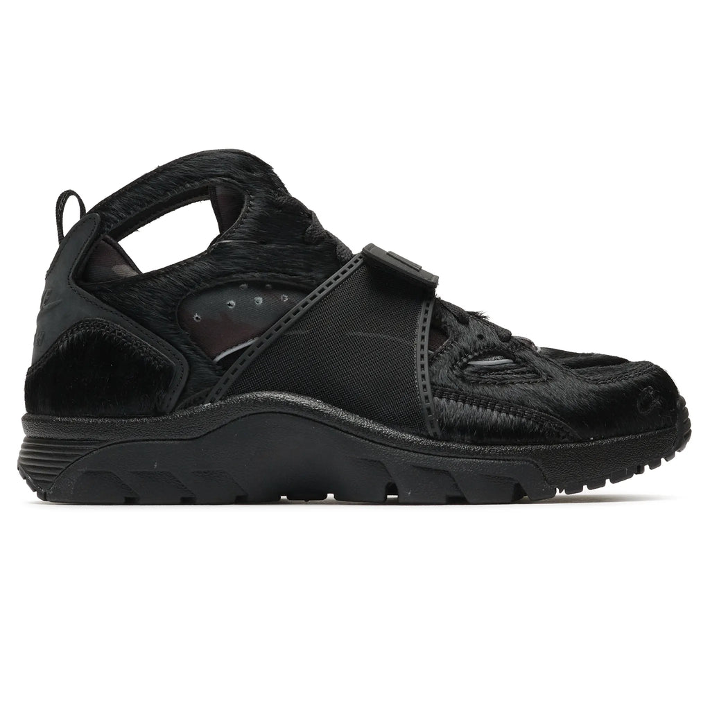 Corteiz x Nike Air Huarache Onyx Sneakers - Black