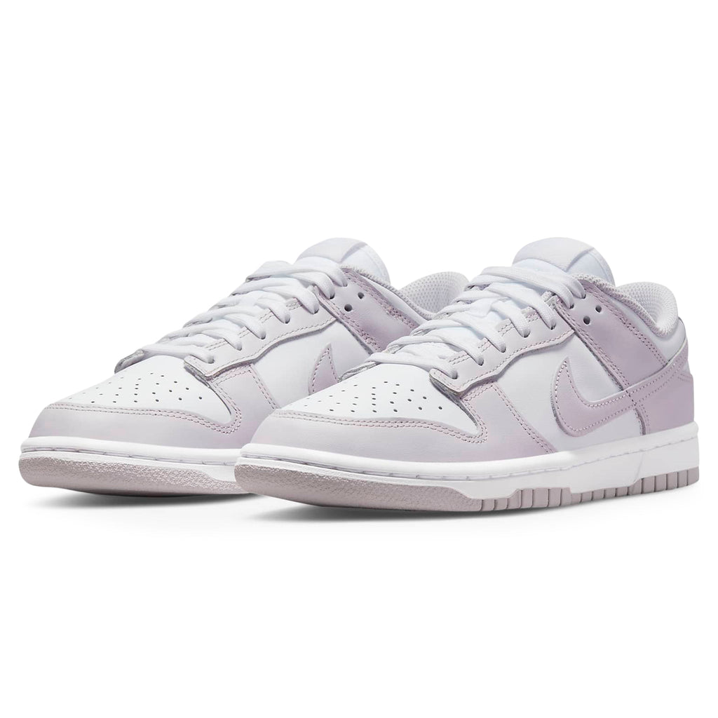 Nike Dunk Low Venice - Women's Sneakers - Pink